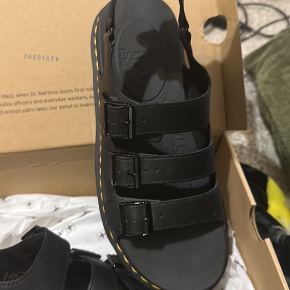 Dr Martens Solomon (Size 11 Black) - Picture 3 of 4